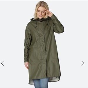 Isle Jacobson Hornbek raincoat